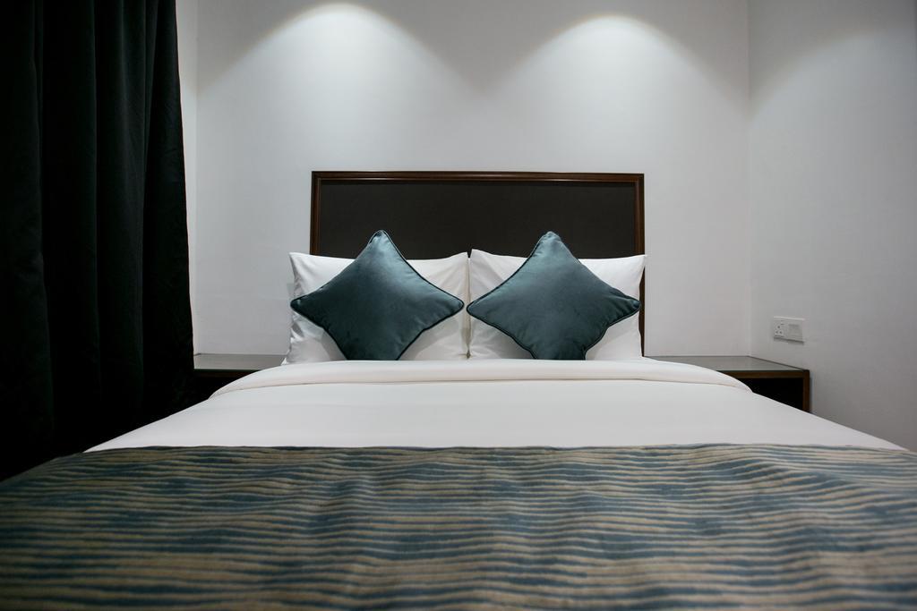 Belllo Hotel Jb Central Джохор-Бару Номер фото